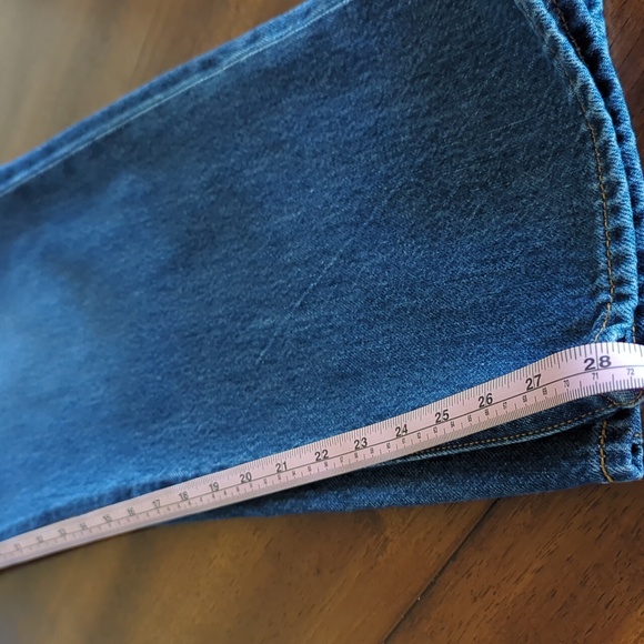 Levi's Premium 100% Cotton Wedgie Jeans in Market Stance - Picture 11 of 15